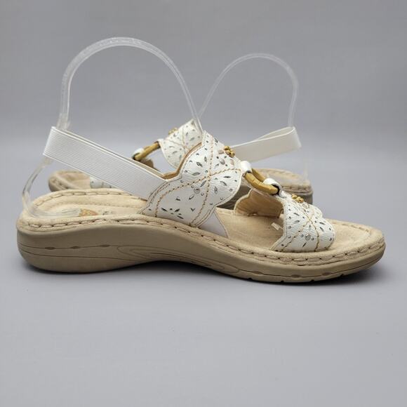 Earth Spirit Sandals Womens 8.5 Slingback Strappy White Leather Boho Studded - Picture 2 of 10